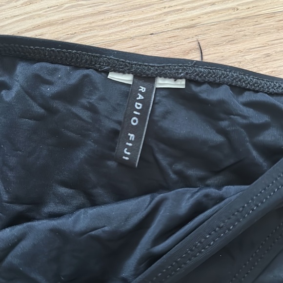 Radio Fiji Swim bikini bottoms - Picture 3 of 5